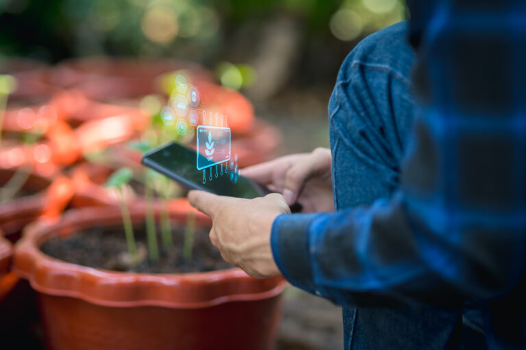 Smart Sprinkler Systems, Greener Lawns: The Power of Smart Controllers